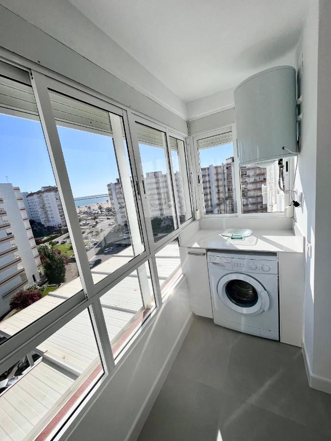 Gatu Solea Parking, Piscina, Pistas Tenis, Playa De Valdelagrana 